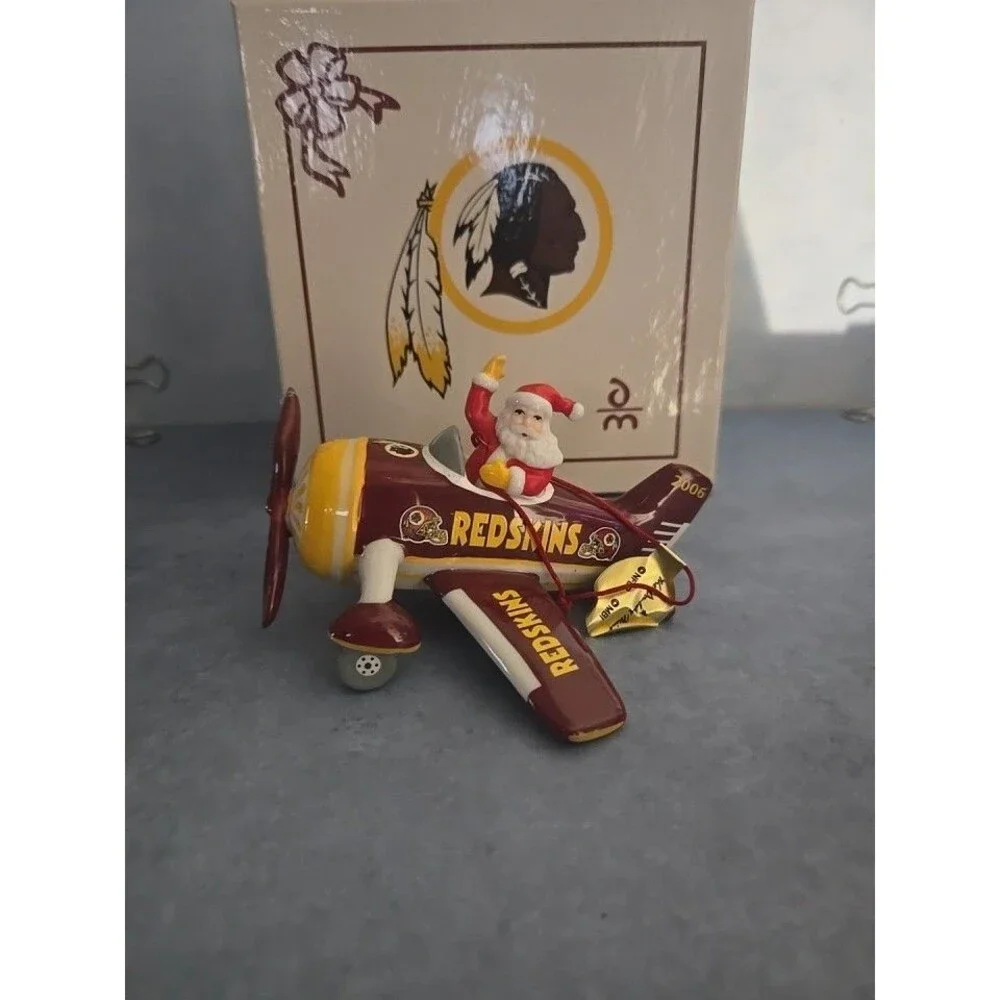 Danbury Mint Washington Redskins 2006  Victory Plane  Ornament (T-1)